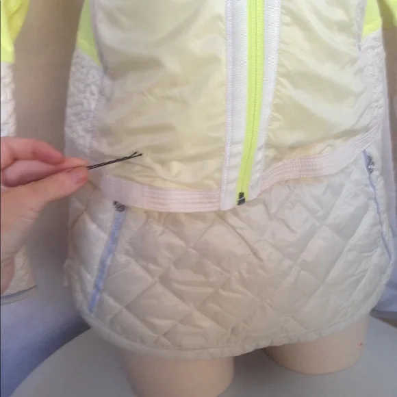 Lululemon Run: Bundle Up Jacket - Picture 9 of 12